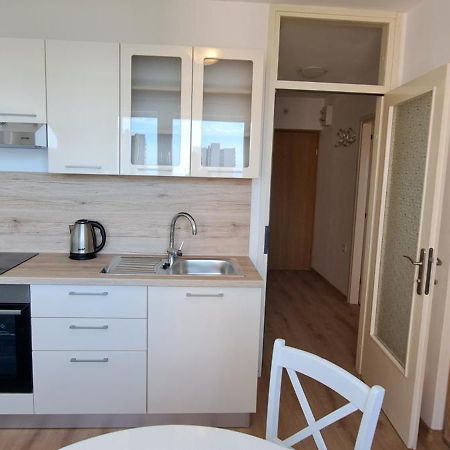 Sea And Mountain Apartment Рийека Екстериор снимка