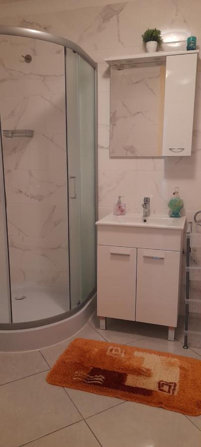 Sea And Mountain Apartment Рийека Екстериор снимка